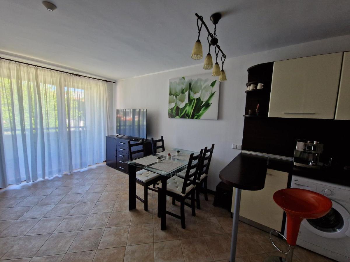 Apartment In The Picturesque Oasis Resort & Spa Lozenets Exterior photo